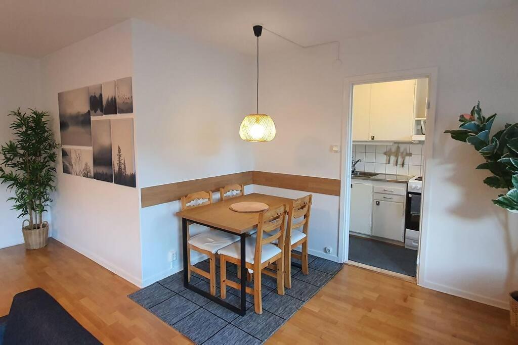 שטוקהולם Apartment With Garden Near Metro! מראה חיצוני תמונה