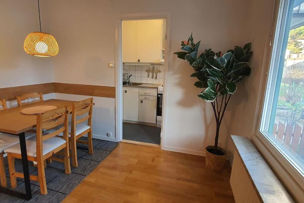 שטוקהולם Apartment With Garden Near Metro! מראה חיצוני תמונה